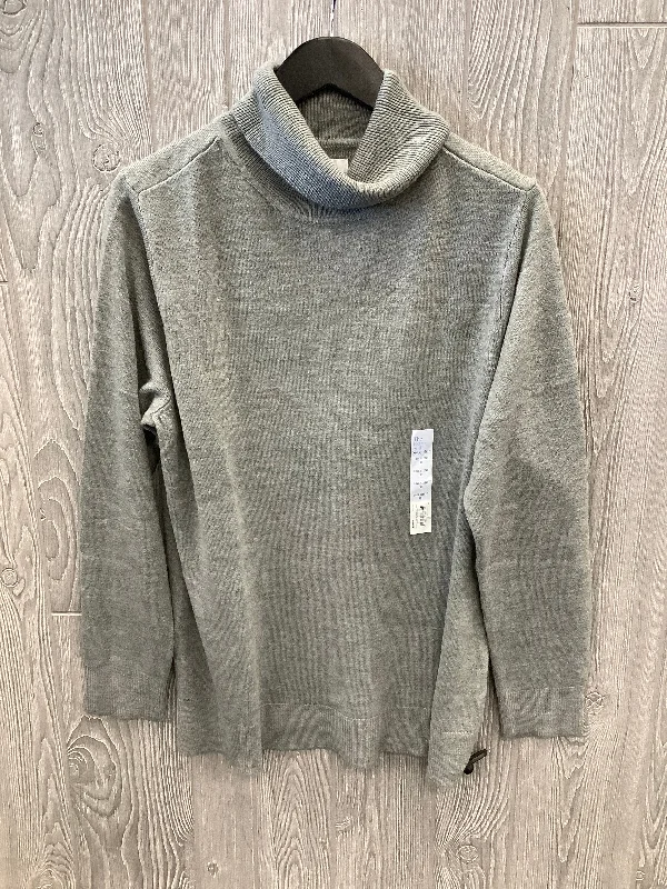 Sweater By Croft And Barrow In Grey, Size: Xl