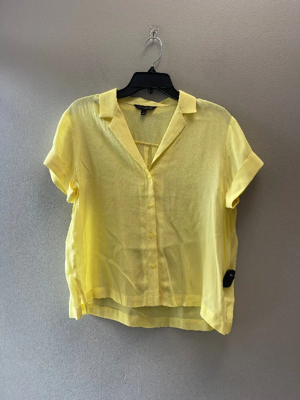 Top Short Sleeve By Banana Republic  Size: S