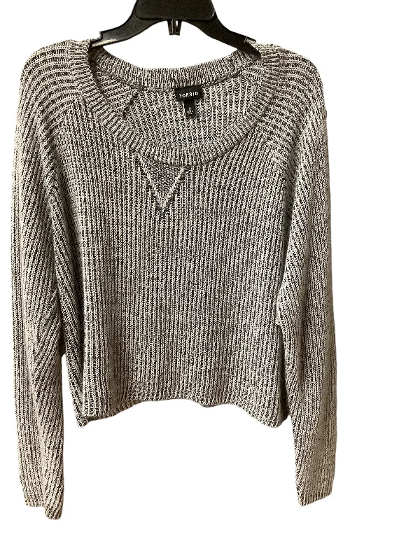 Sweater By Torrid In Grey, Size: 18